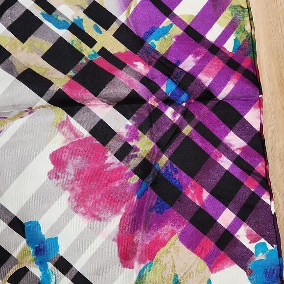 🐞NWT Saks Fifth Avenue Silk Multicolored Patterned Scarf - Picture 7 of 13